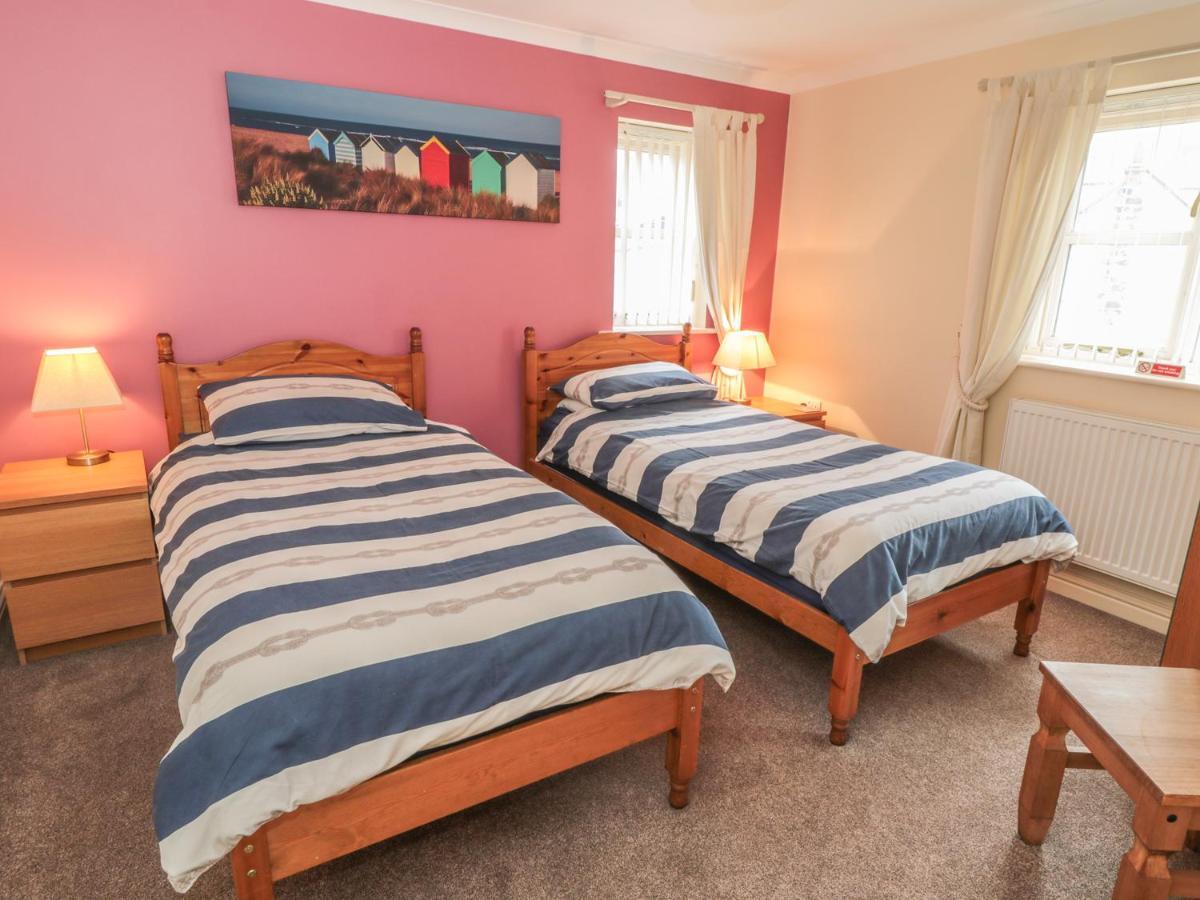 Mariners' Rest Villa Whitby Bagian luar foto